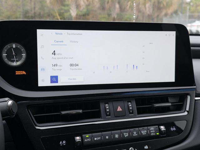 Certified 2025 Lexus ES 350 Ultra Luxury w/ Accessory Package (Z2) image 17