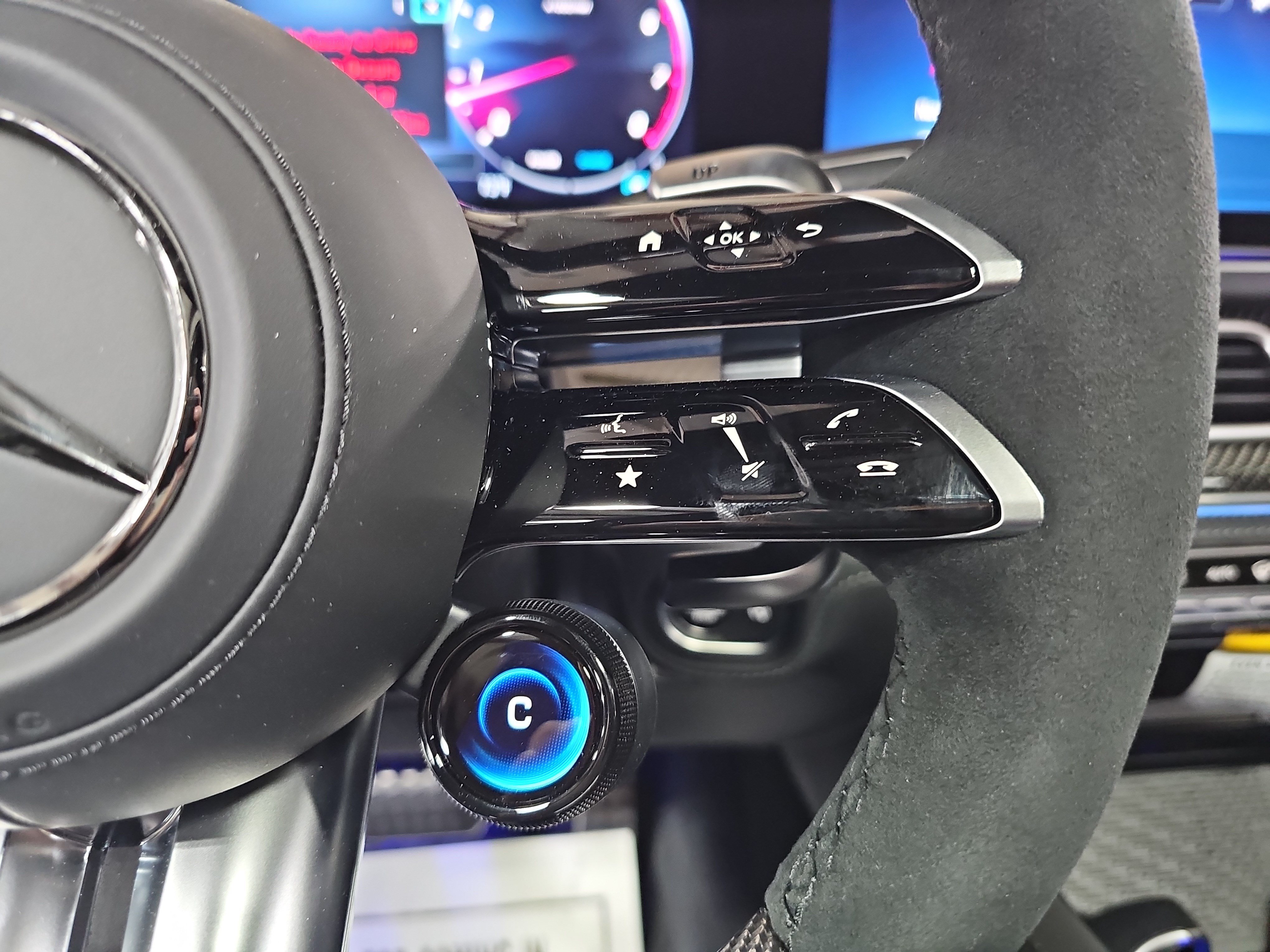 New 2026 Mercedes-Benz GLE 53 AMG 4MATIC Coupe image 19
