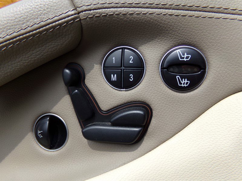 Used 2007 Mercedes-Benz SL 550 image 41