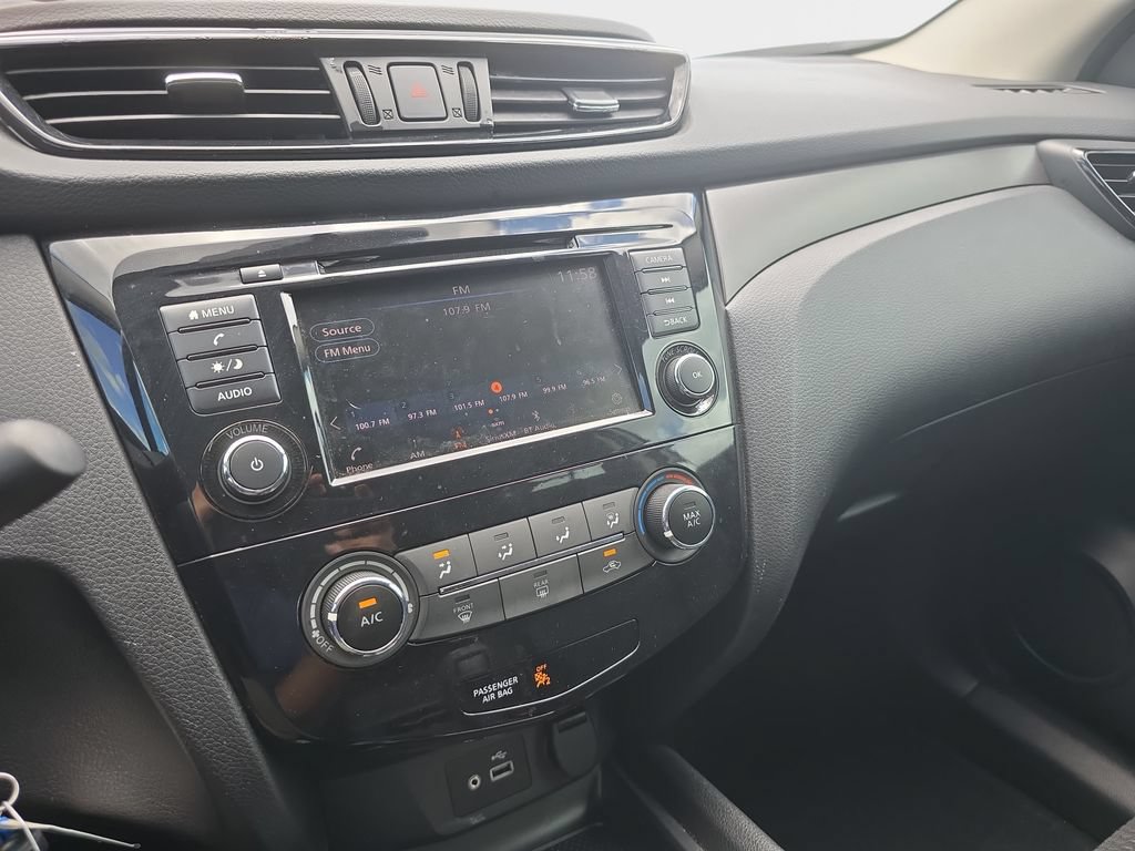 Used 2019 Nissan Rogue Sport S FWD image 16