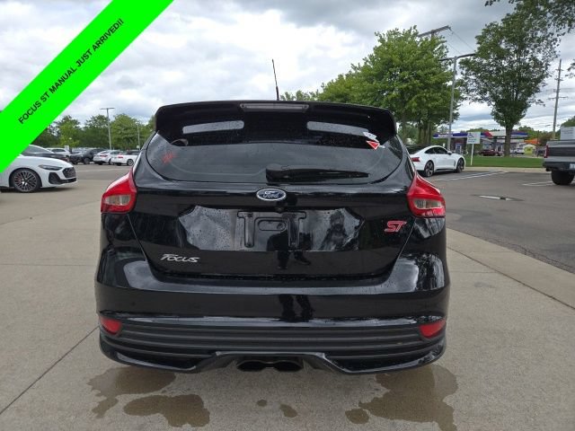 Used 2017 Ford Focus ST FWD image 6