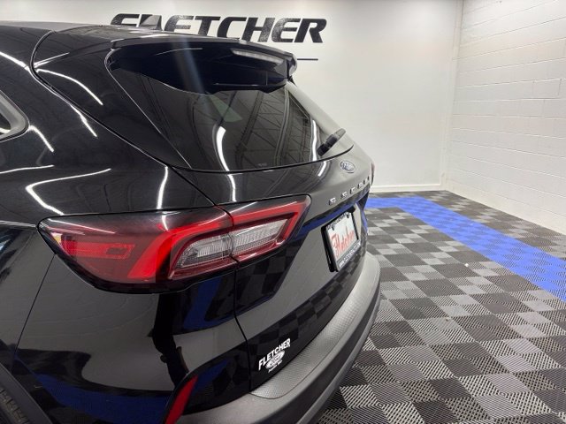 Used 2025 Ford Escape ST-Line Select AWD/4WD image 11