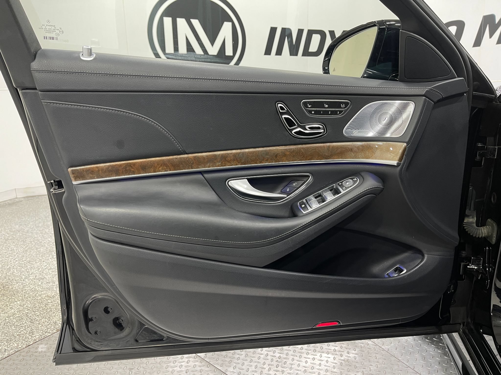 Used 2015 Mercedes-Benz S 550 4MATIC Sedan image 15