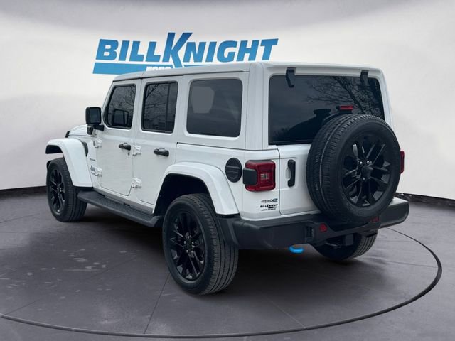 Used 2022 Jeep Wrangler Unlimited Sahara w/ Cold Weather Group image 3
