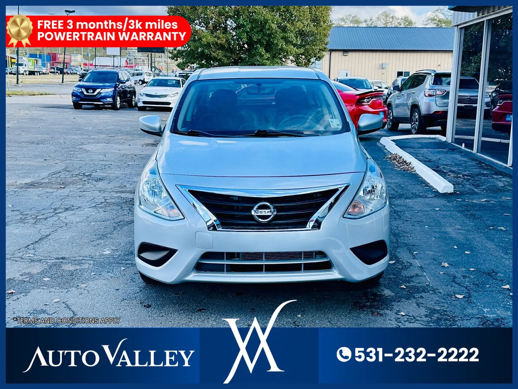 Used 2019 Nissan Versa S Plus FWD image 2