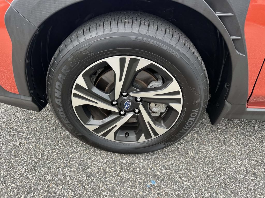 Certified 2025 Subaru Crosstrek 2.5i Premium AWD/4WD image 6