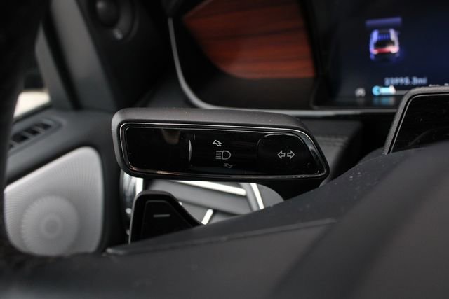 Used 2023 Lincoln Navigator L Reserve image 10