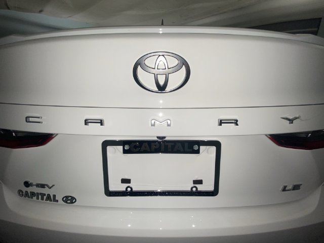 Used 2025 Toyota Camry LE w/ Convenience Package FWD image 26
