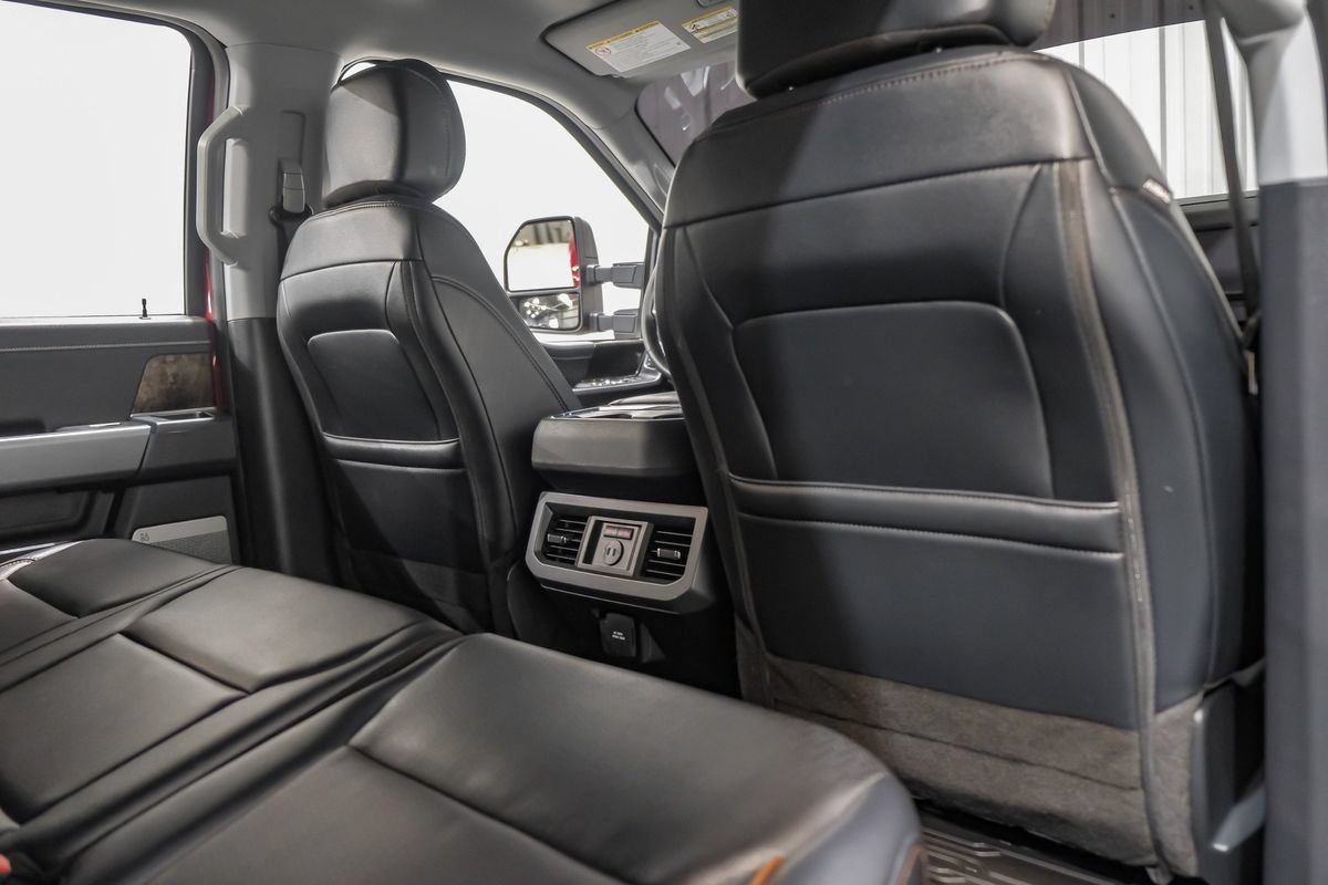 Used 2025 Ford F350 Lariat w/ Lariat Ultimate Package AWD/4WD image 36