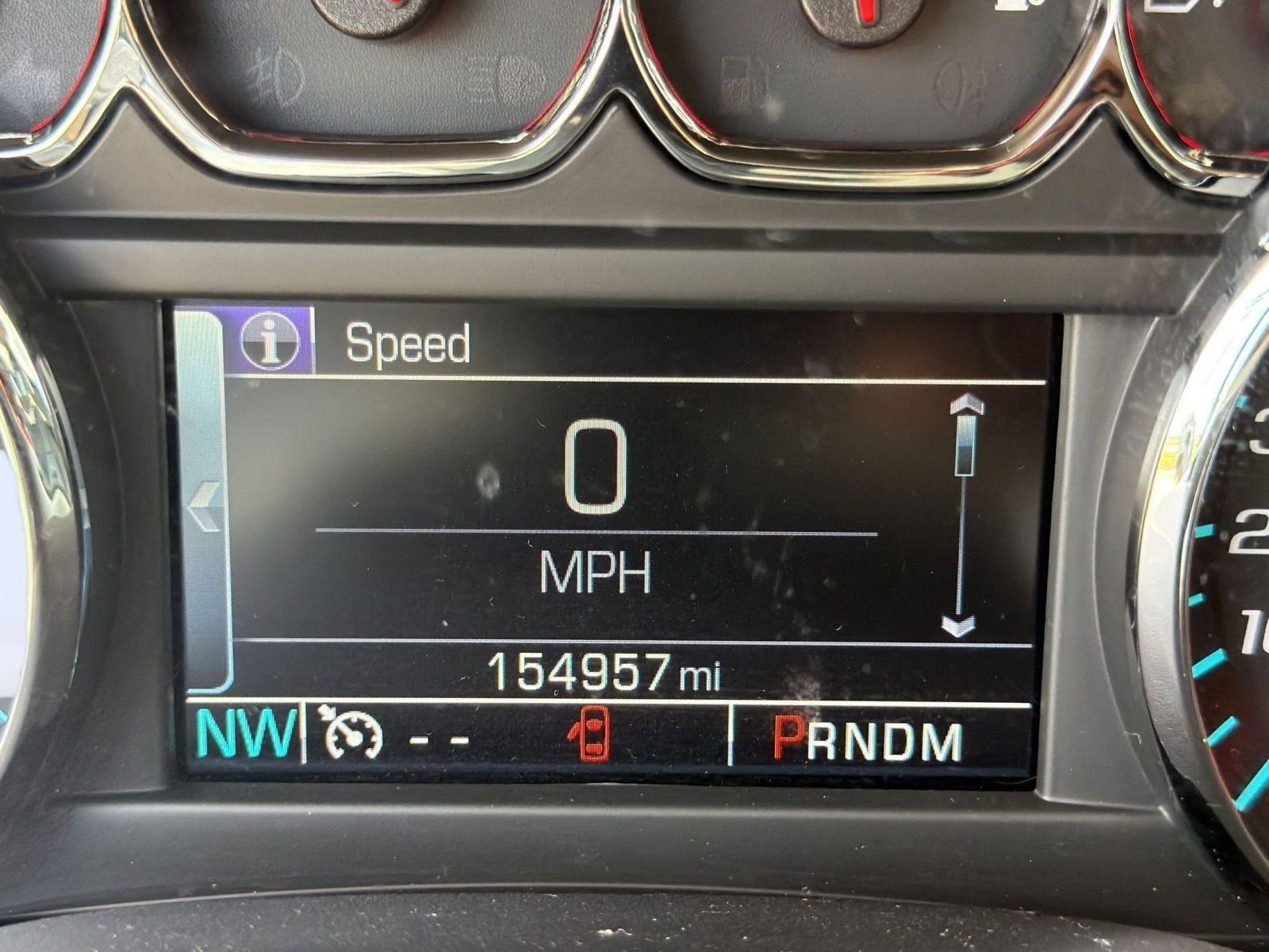 Used 2016 Chevrolet Suburban LS w/ Enhanced Driver Alert Package RWD image 19