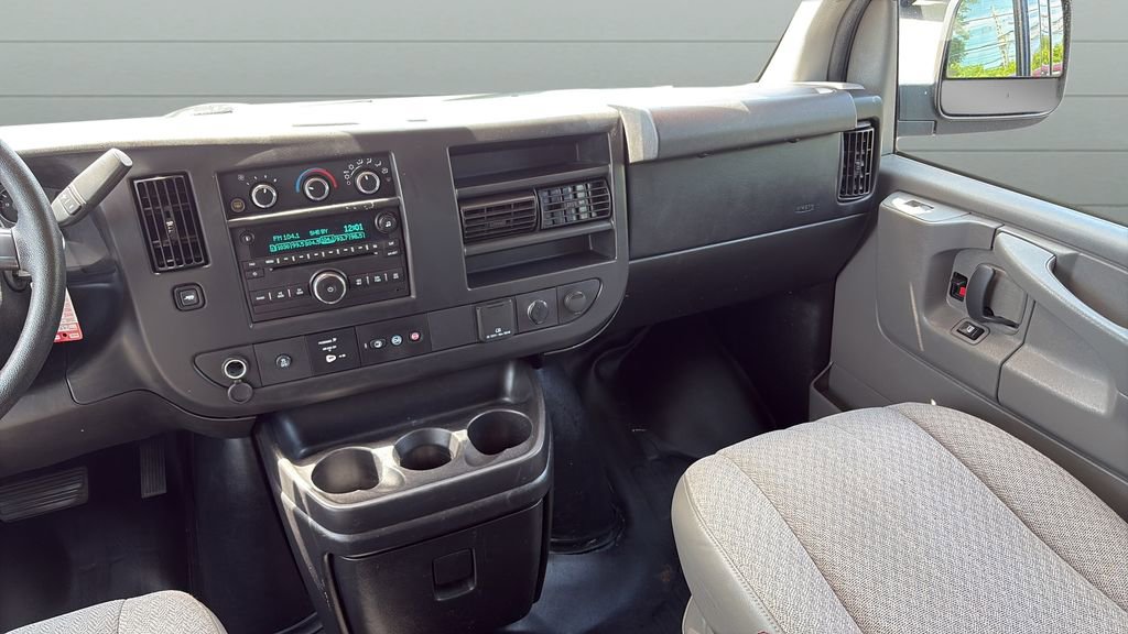 Used 2015 Chevrolet Express 3500 LT w/ LT Preferred Equipment Group RWD image 14