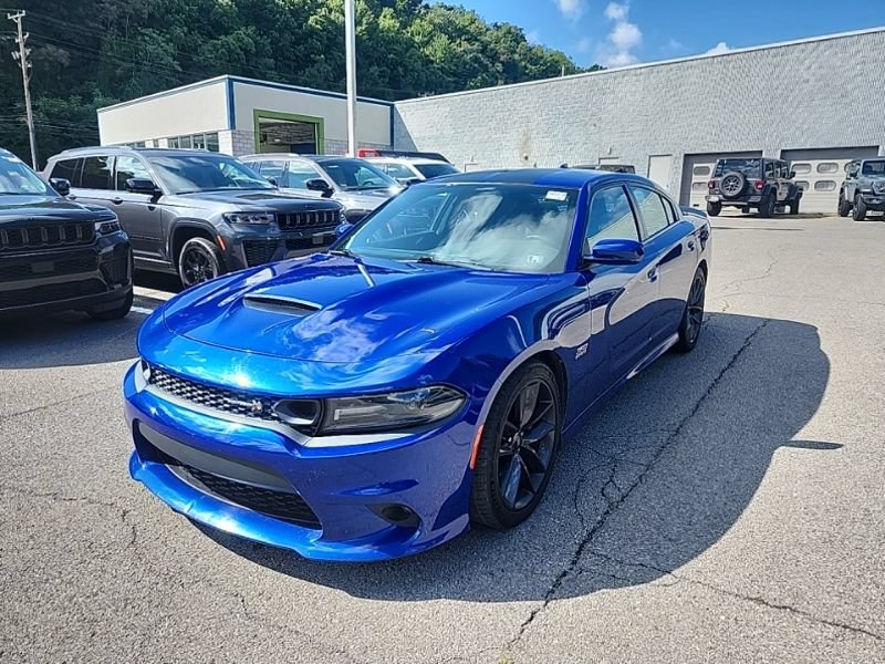 Used 2019 Dodge Charger Scat Pack RWD image 3