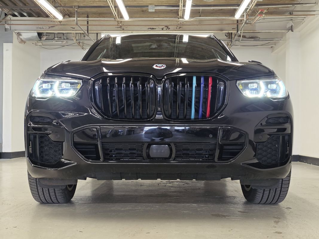Used 2022 BMW X5 M50i w/ Executive Package AWD/4WD image 3