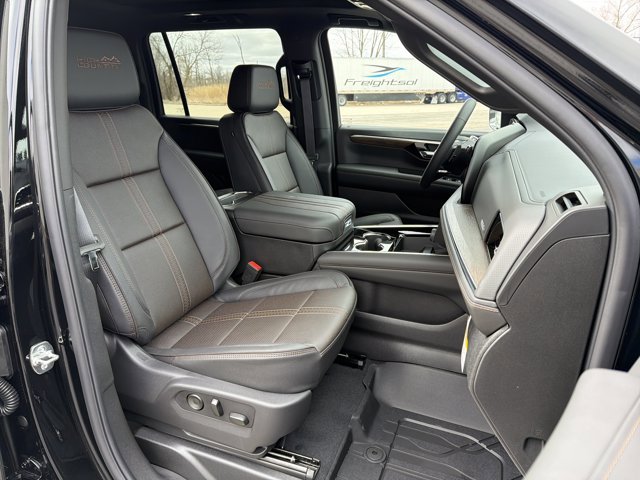 New 2026 Chevrolet Suburban High Country AWD/4WD image 33