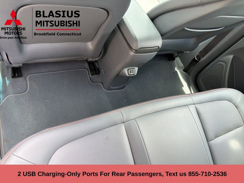 Used 2017 Chevrolet Bolt Premier w/ Driver Confidence II Package image 29