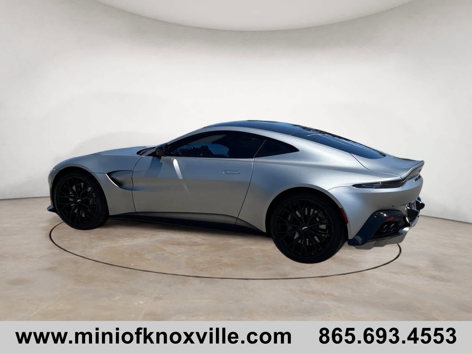 Used 2023 Aston Martin V8 Vantage Coupe RWD image 5