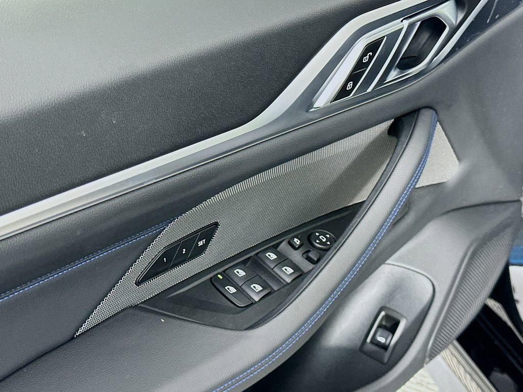 Certified 2022 BMW i4 M50 image 18