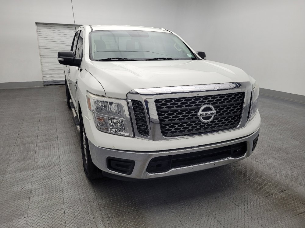 Used 2017 Nissan Titan SV RWD image 14