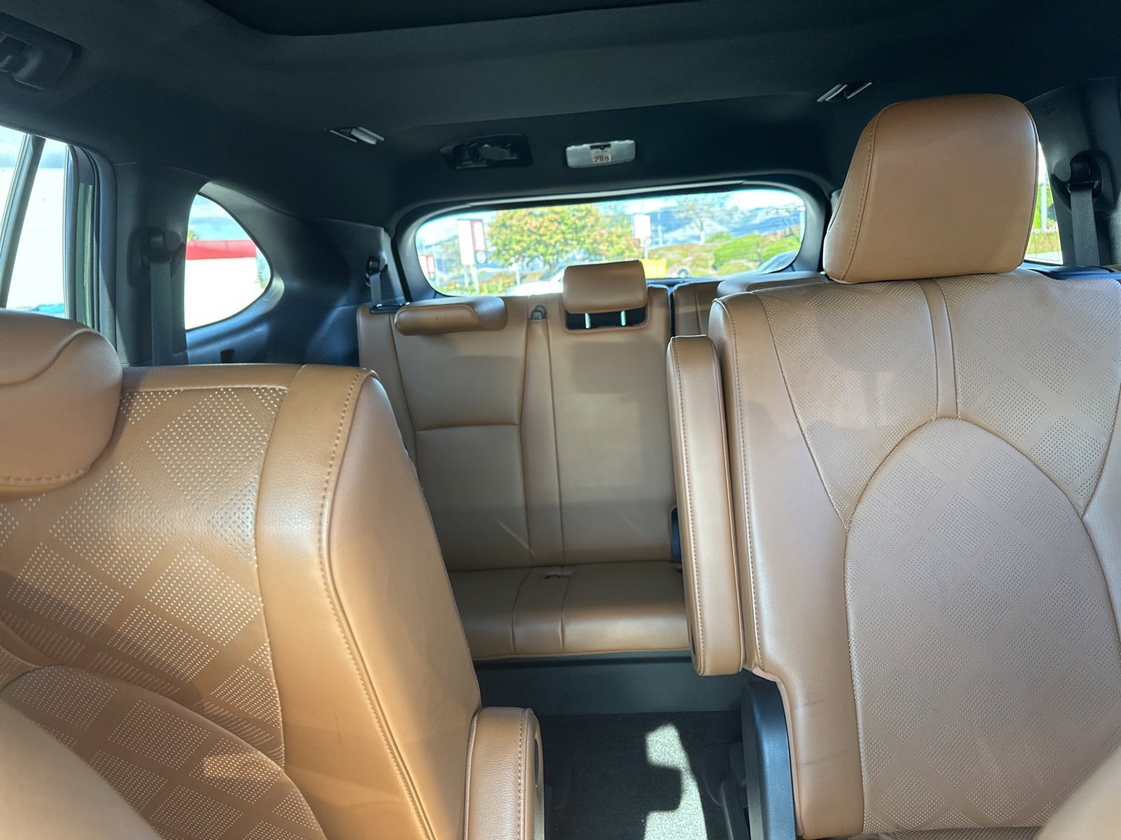 Used 2023 Toyota Highlander Platinum image 15