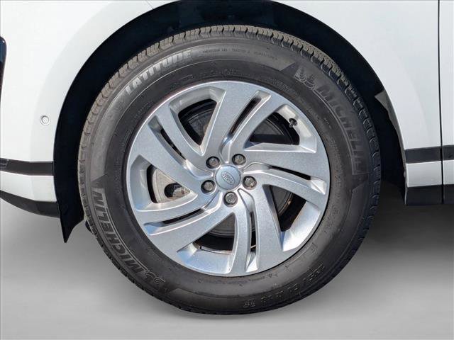 Used 2024 Land Rover Range Rover Evoque S image 27