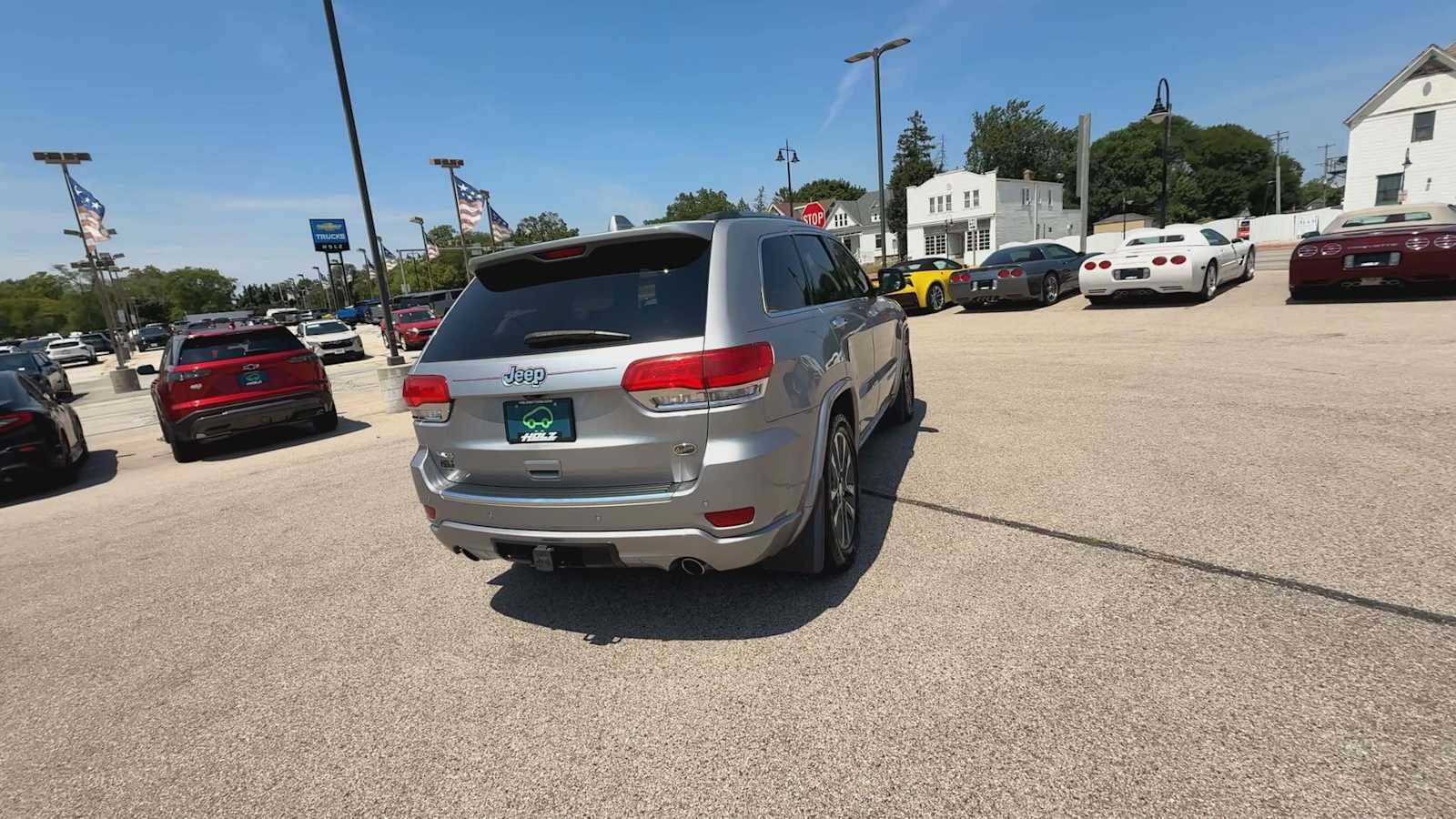 Used 2018 Jeep Grand Cherokee Overland AWD/4WD image 7