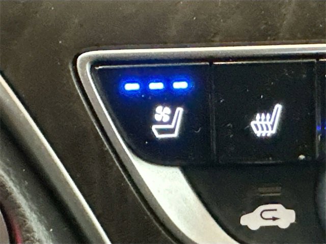 Used 2019 Honda Accord Touring image 19