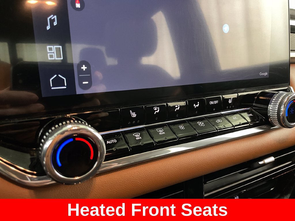 Used 2024 GMC Canyon AT4 w/ Canyon Safety Plus Package AWD/4WD image 9