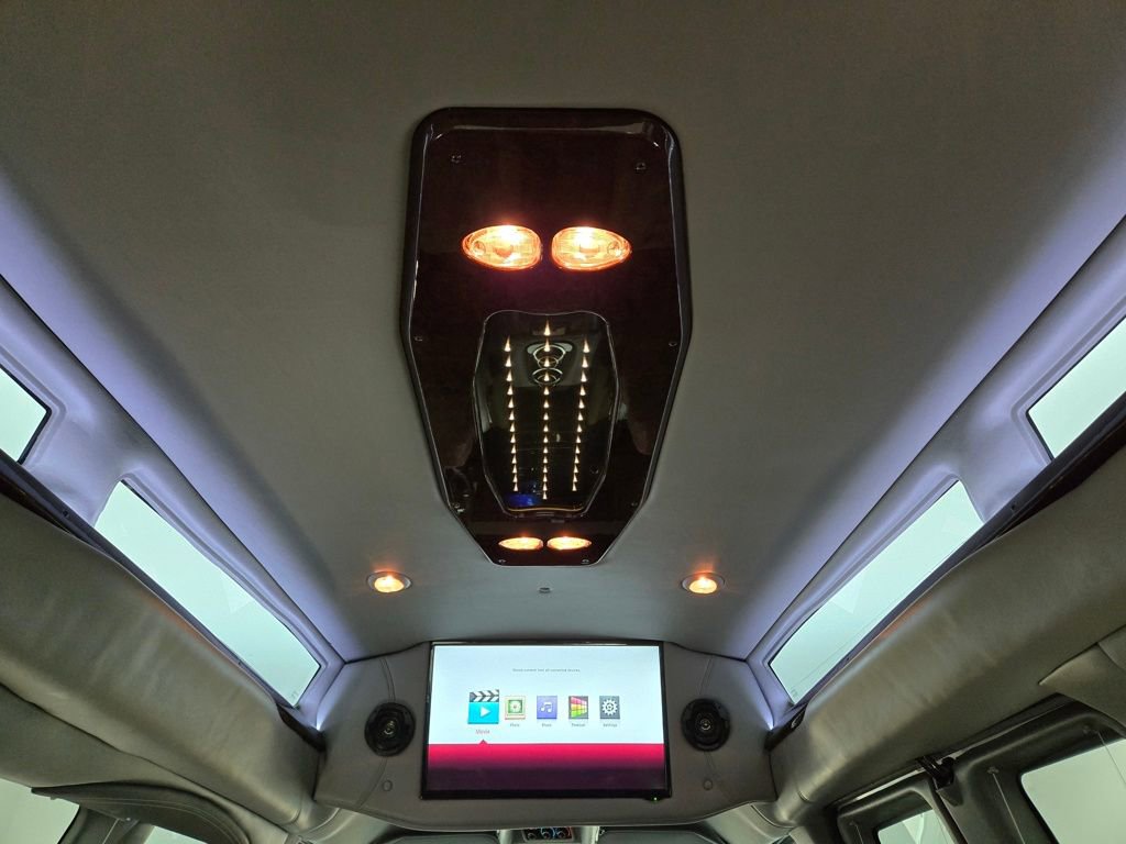Used 2020 GMC Savana 2500 Explorer Limited SE image 9
