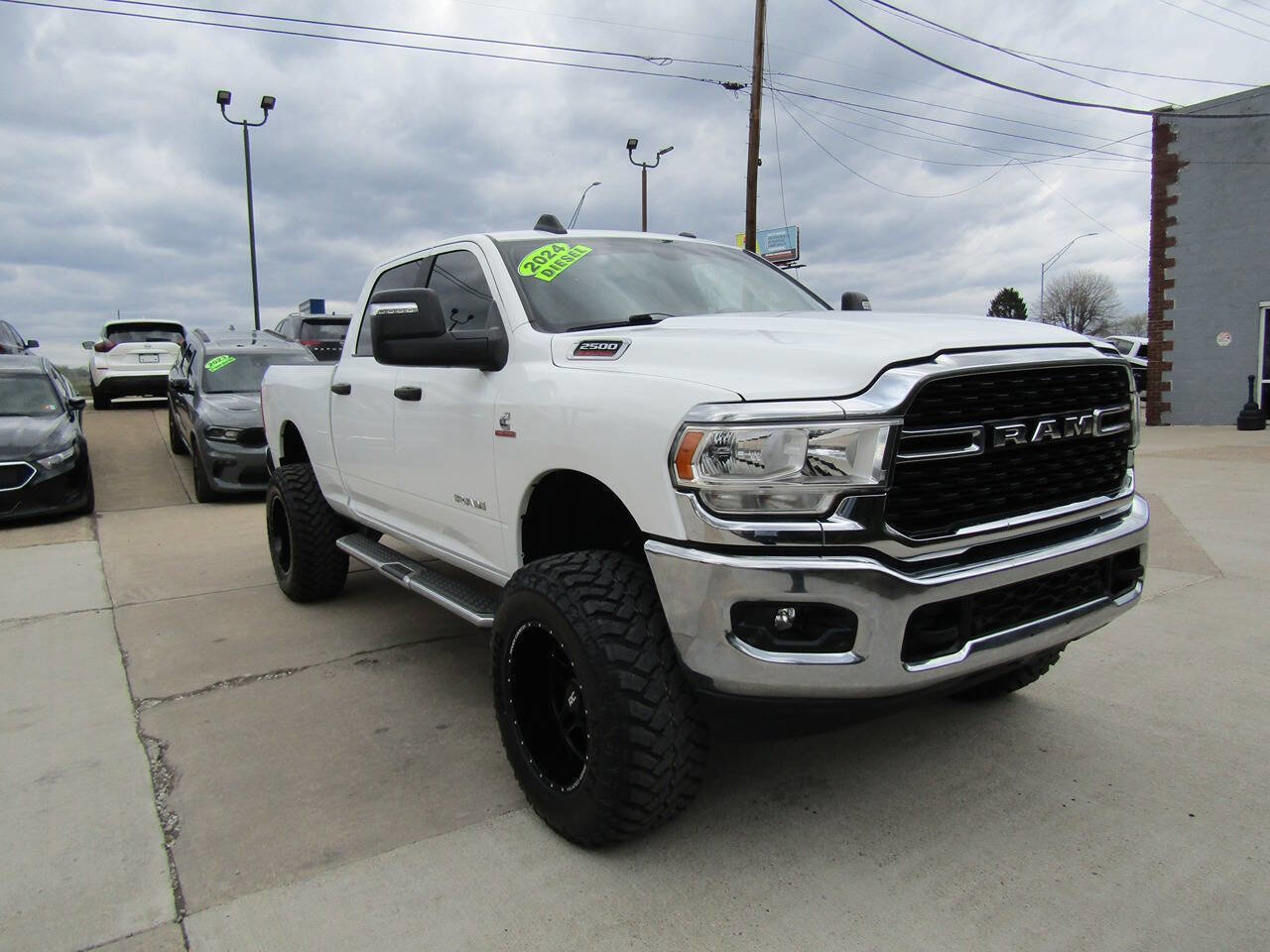 Used 2024 RAM 2500 Big Horn w/ Off Road Package image 2
