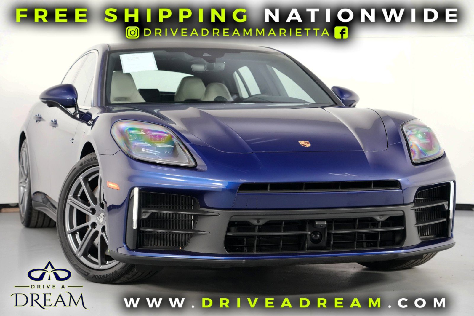 Used 2025 Porsche Panamera 4S w/ Premium Package image 2