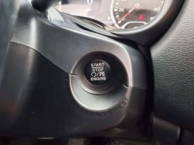 Used 2016 Jeep Renegade Trailhawk image 27