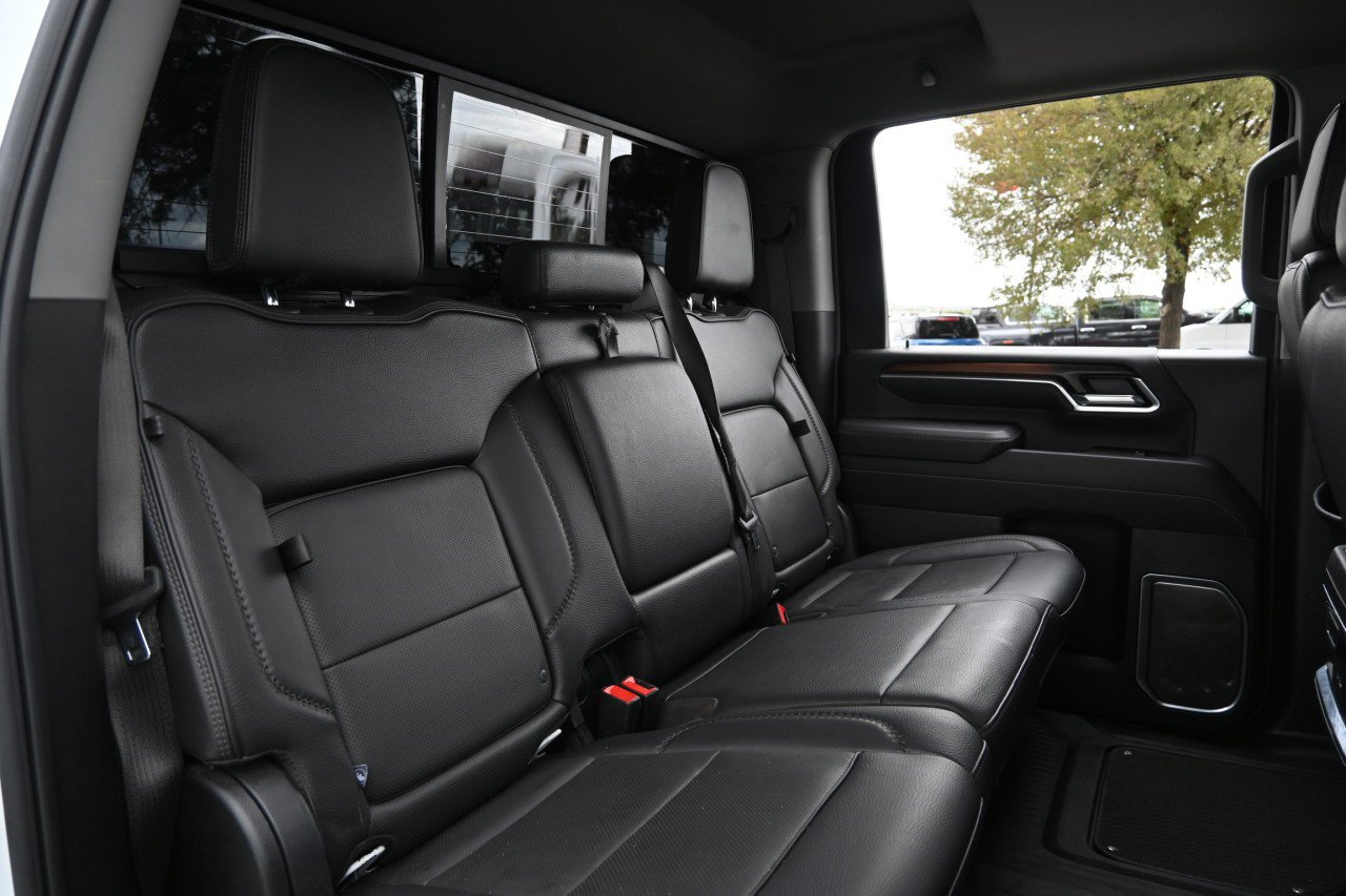 Used 2025 GMC Sierra 2500 Denali w/ Technology Package AWD/4WD image 23