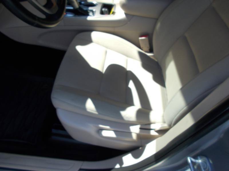 Used 2016 Jeep Grand Cherokee Laredo RWD image 25