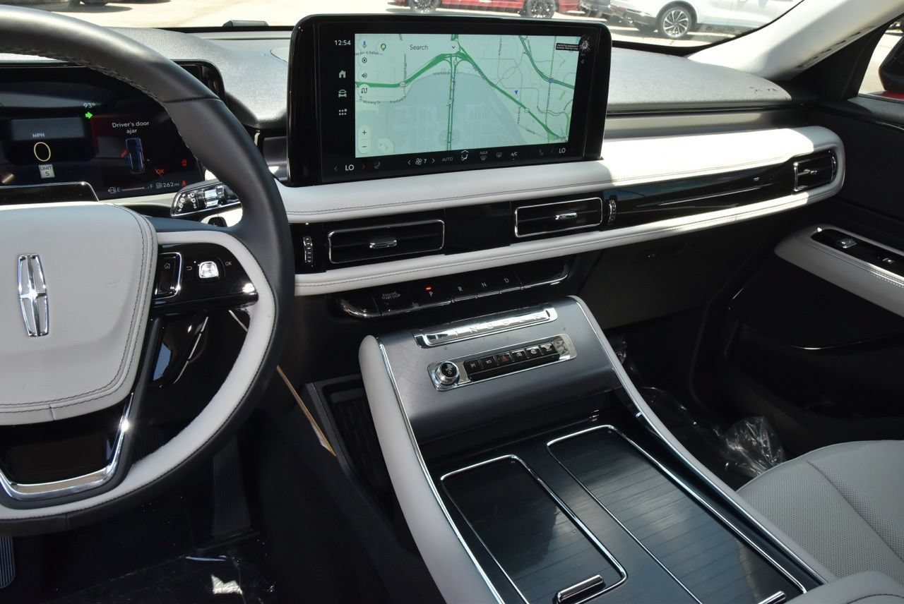New 2026 Lincoln Aviator 2WD image 27