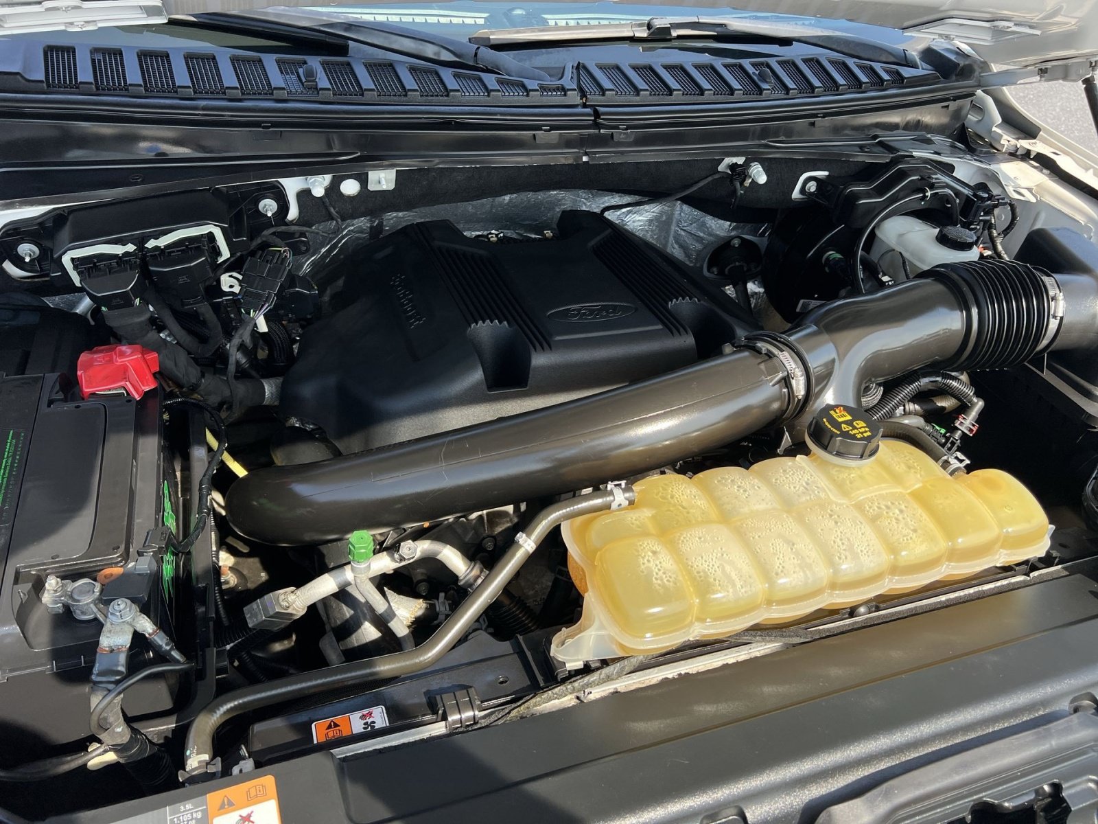 Used 2018 Ford Expedition XLT w/ Cargo Package AWD/4WD image 27