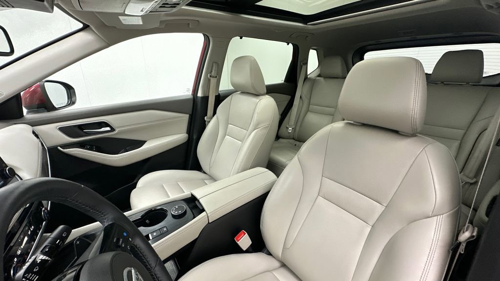 Certified 2021 Nissan Rogue SL w/ Premium Package image 9