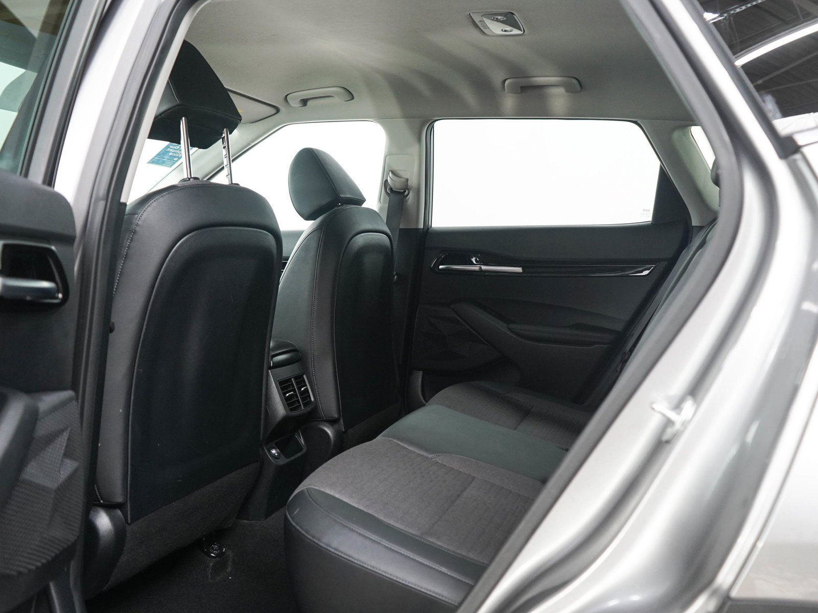 Used 2022 Kia Seltos Nightfall Edition AWD/4WD image 17