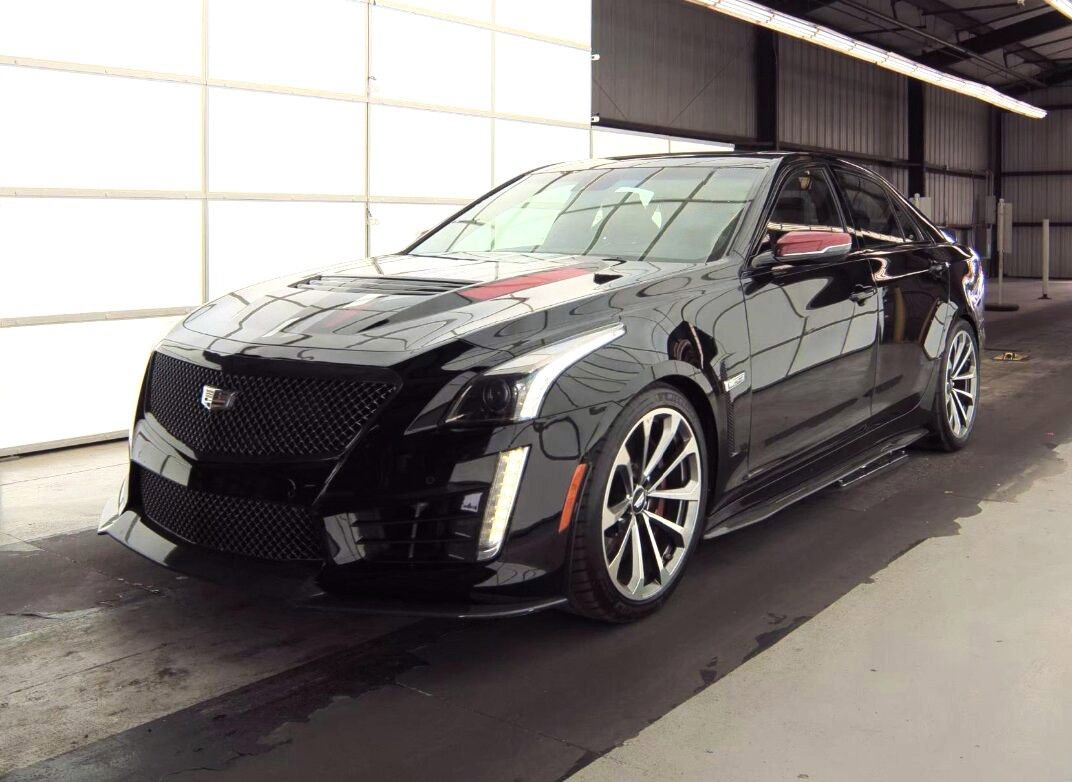 Used 2018 Cadillac CTS V image 2