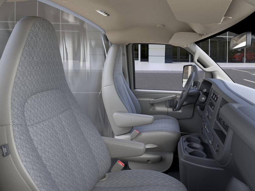 New 2025 GMC Savana 3500 w/ Power Convenience Package RWD image 17