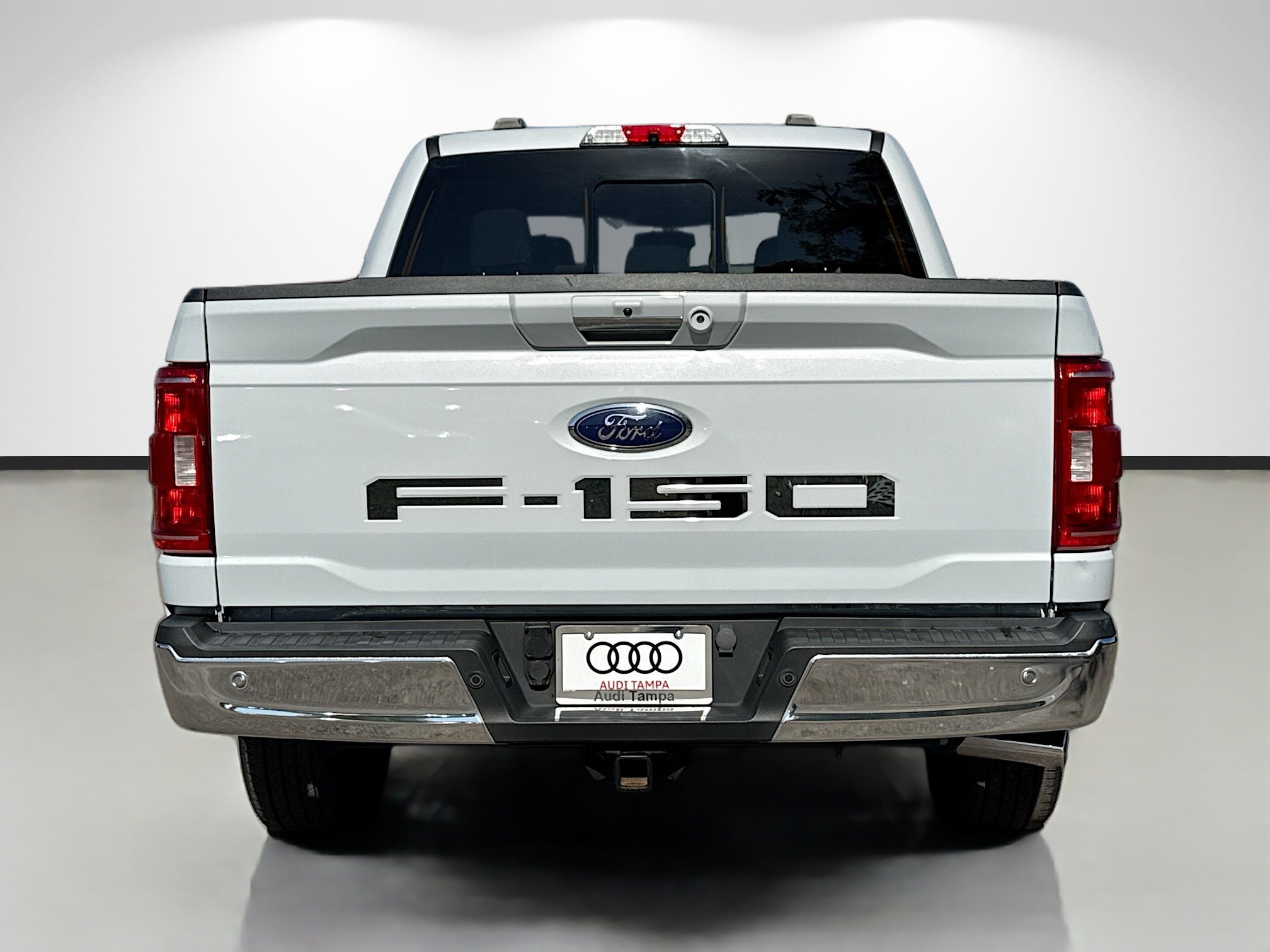 Used 2022 Ford F150 XLT w/ Equipment Group 302A High RWD image 4
