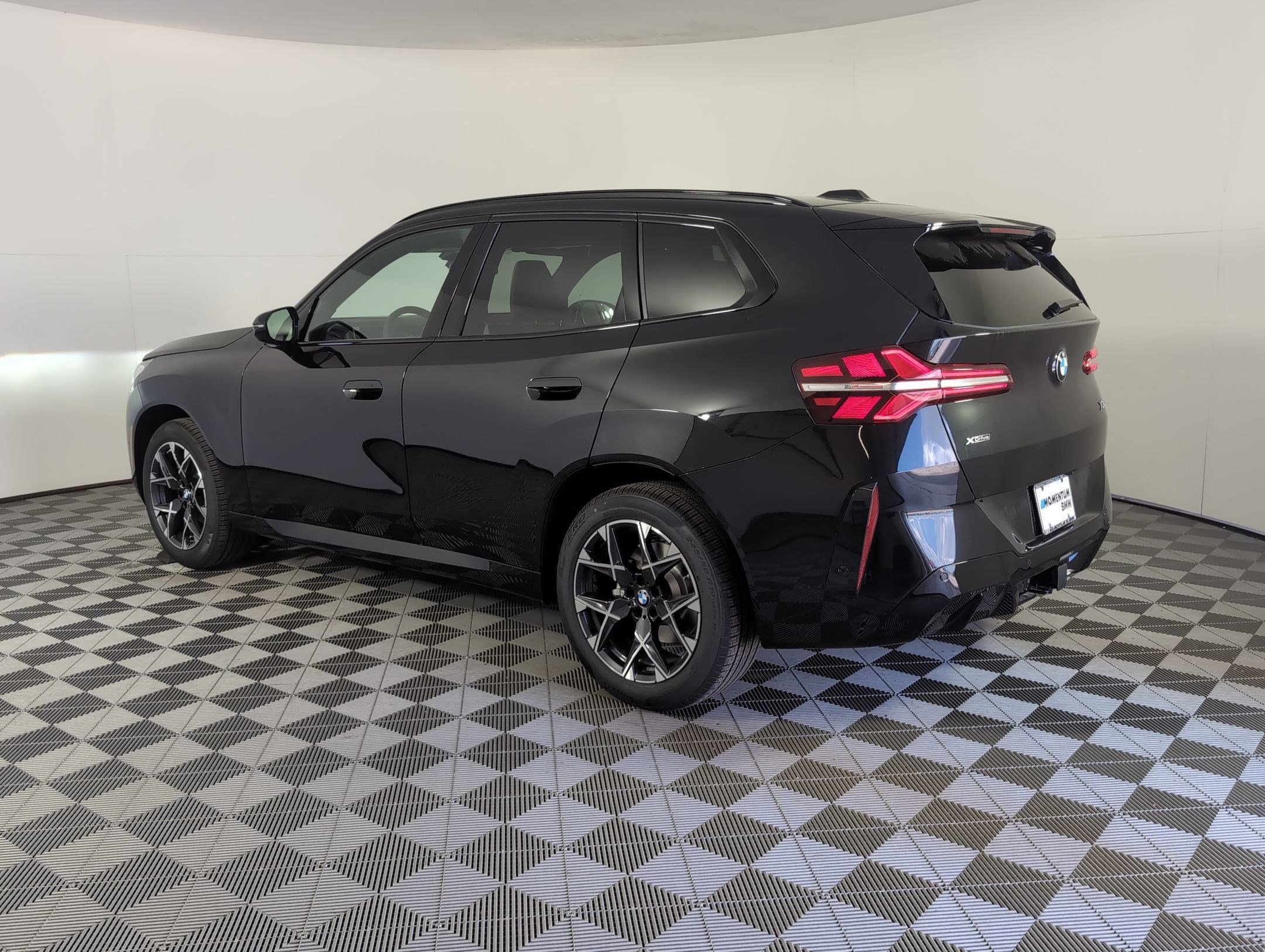 Used 2026 BMW X3 xDrive30 w/ M Sport Package image 3