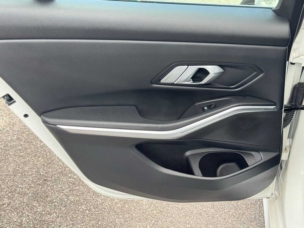 Used 2023 BMW 330i Sedan w/ Driving Assistance Package image 25