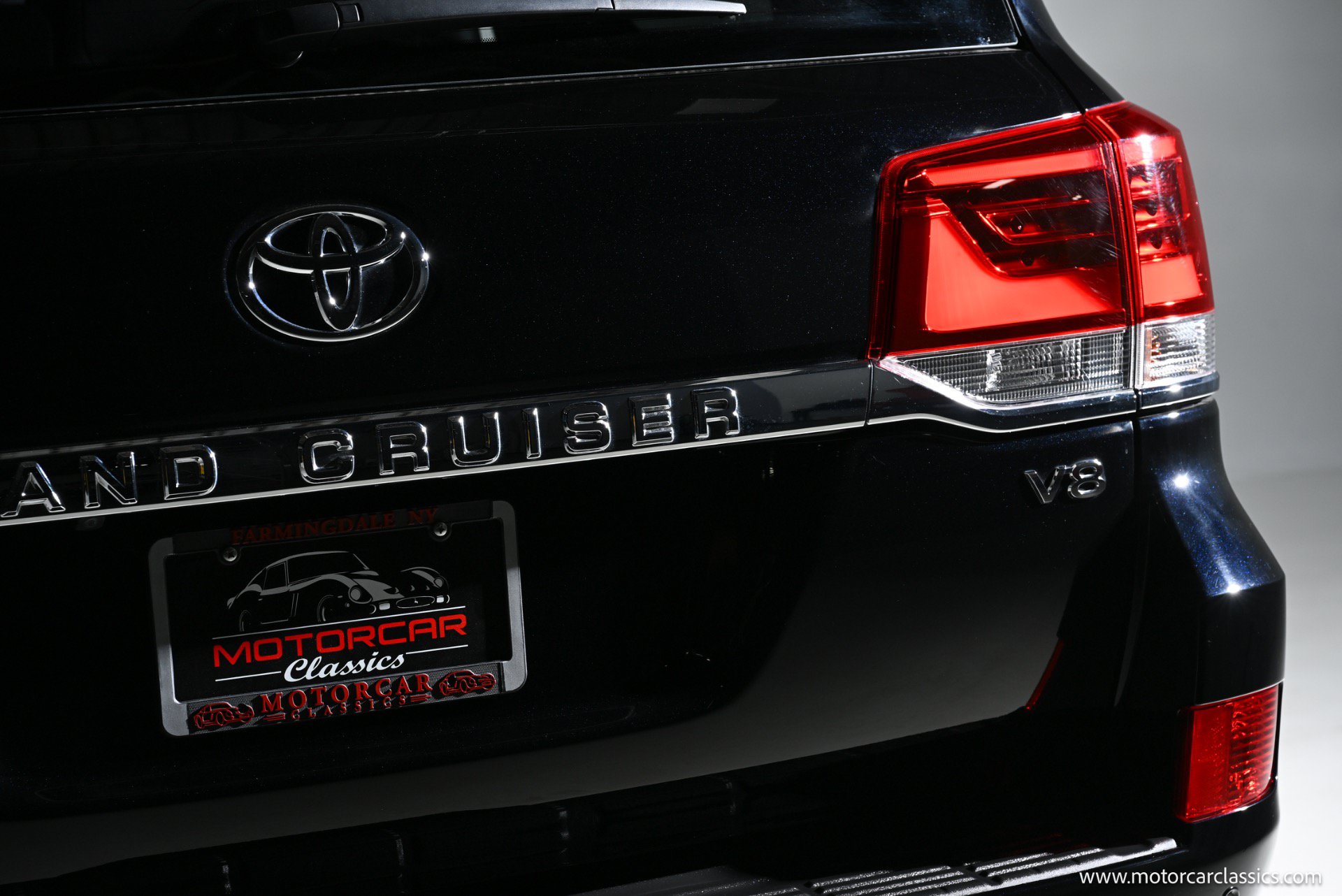 Used 2020 Toyota Land Cruiser Heritage Edition AWD/4WD image 13