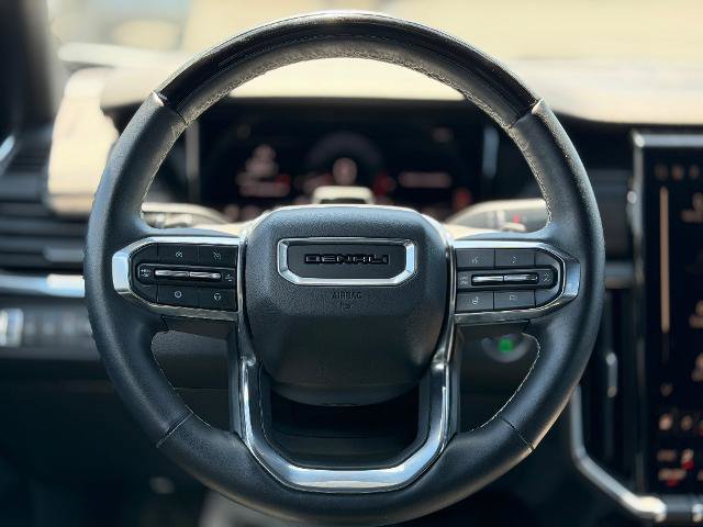 Used 2025 GMC Acadia Denali w/ Super Cruise Package AWD/4WD image 9