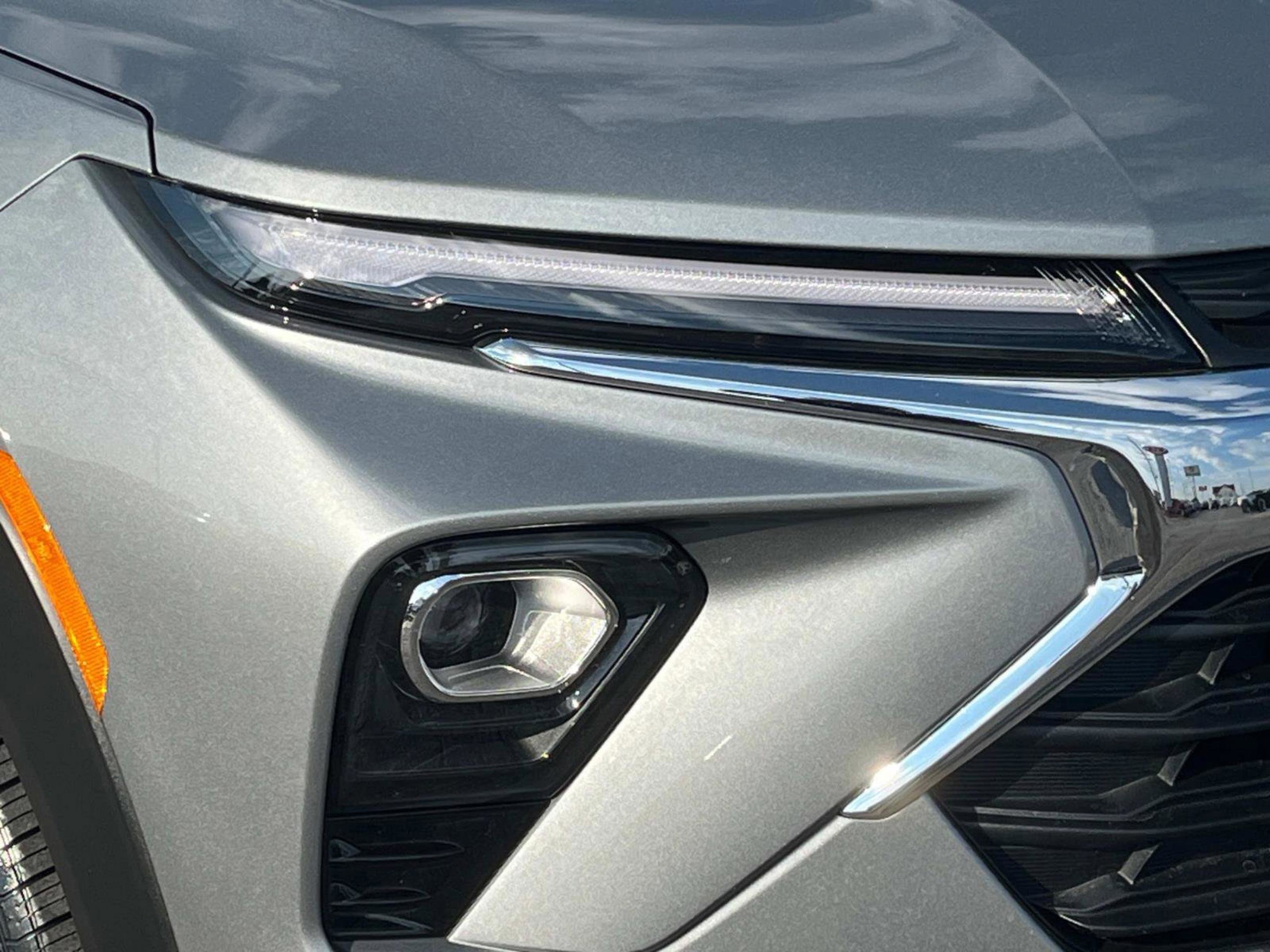 Used 2025 Chevrolet TrailBlazer LT image 36