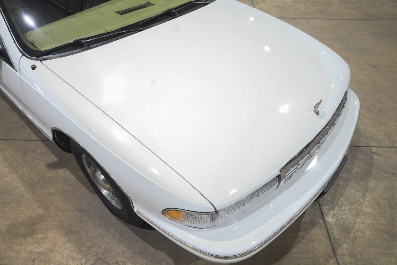 Used 1996 Chevrolet Impala SS RWD image 18
