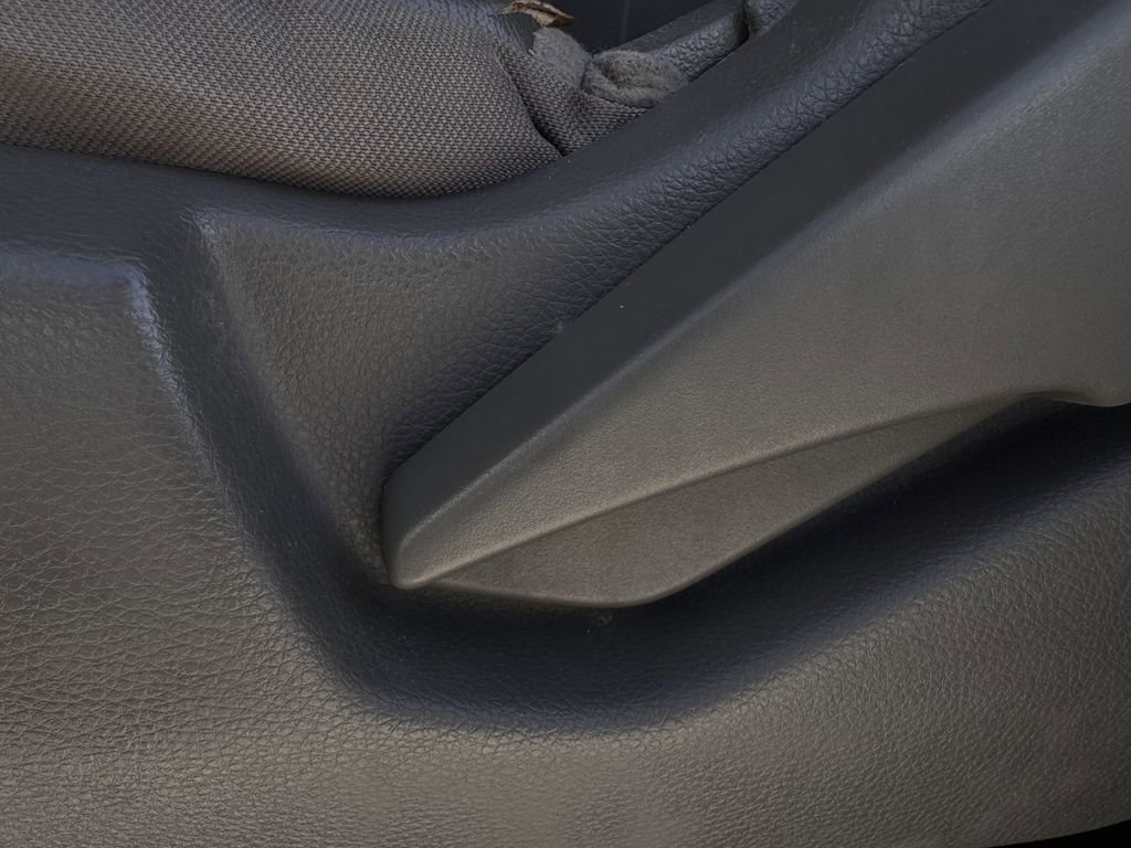 Used 2020 Nissan NV 2500 SV image 23