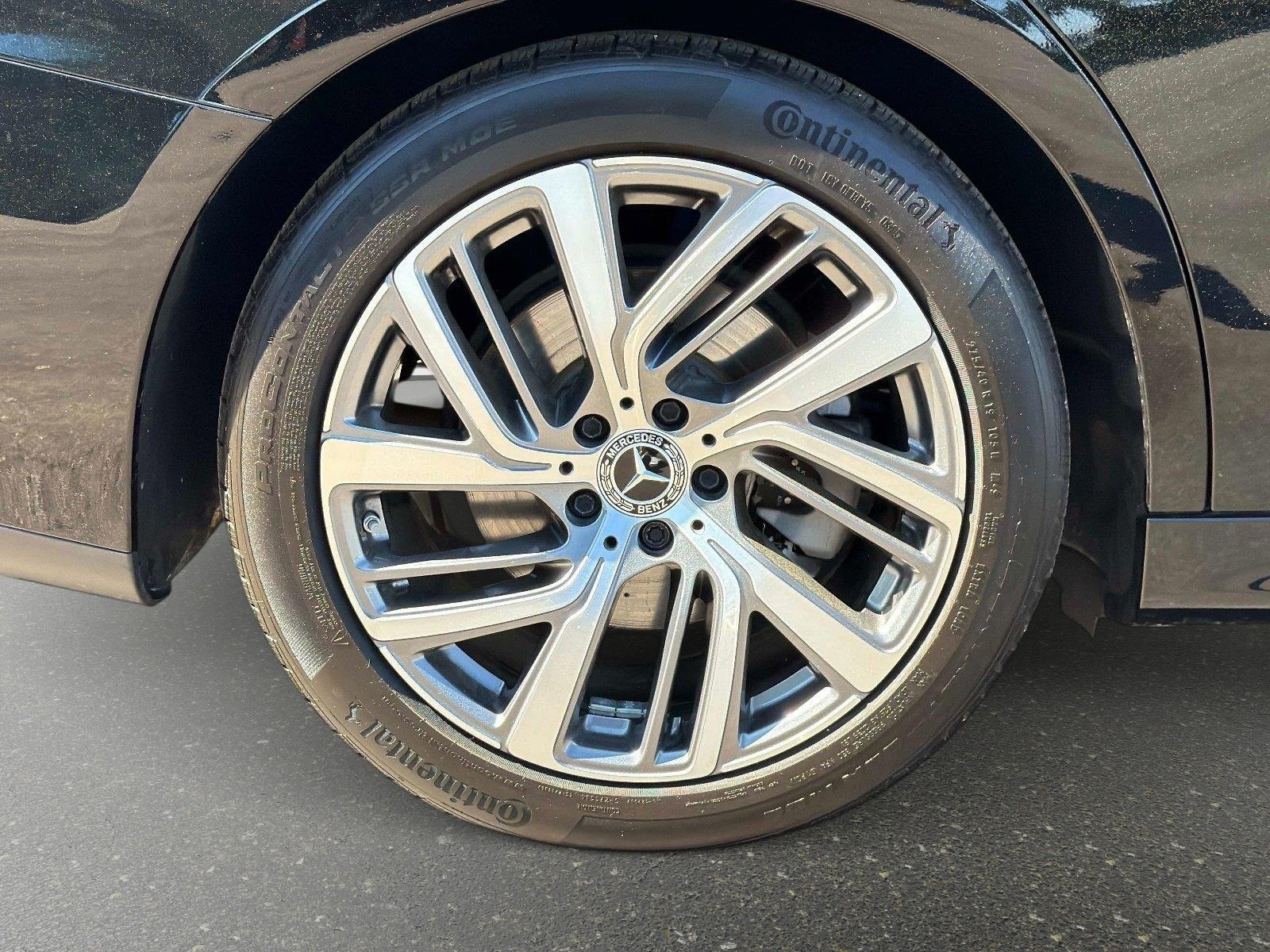 Used 2025 Mercedes-Benz E 350 Sedan image 14