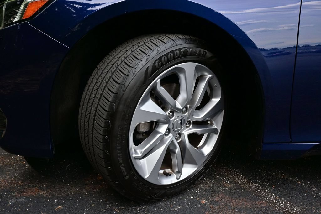 Used 2019 Honda Accord LX image 10
