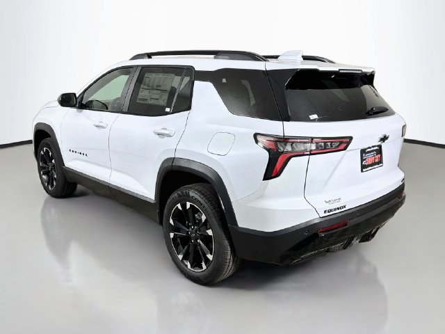 New 2027 Chevrolet Equinox RS w/ Convenience Package III FWD image 6